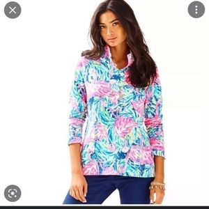 Lilly Windsor Pullover 🦩 in Flamenco print
